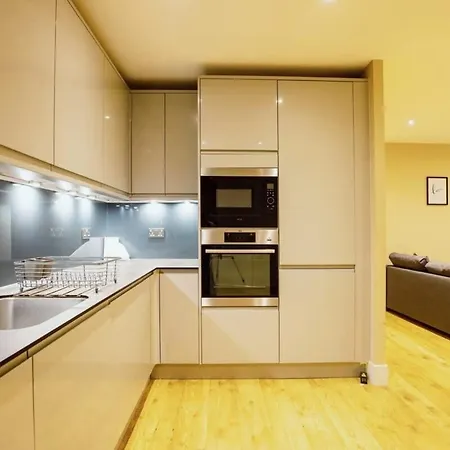 Modern 2Br London Flat Style And Comfort Combined Exterior photo